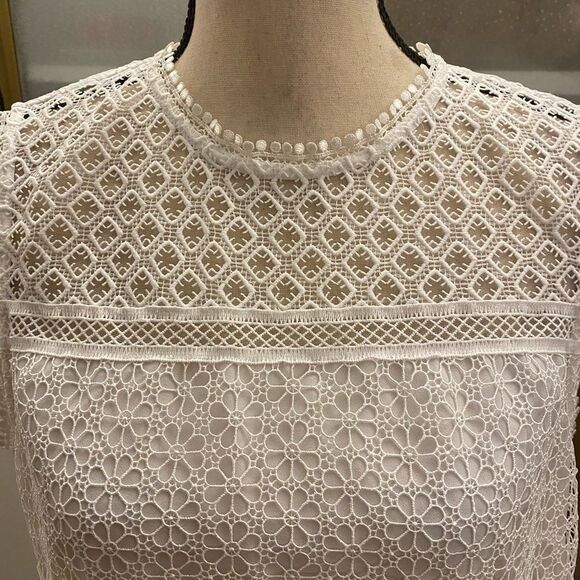 Ted Baker lace top, size 3(L) - Picture 2 of 9